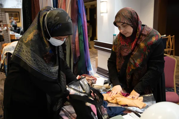 37th - Bazaar photo 9